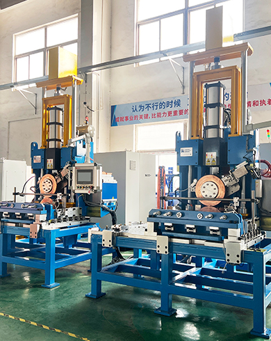 汽车防撞梁滚点焊专机
